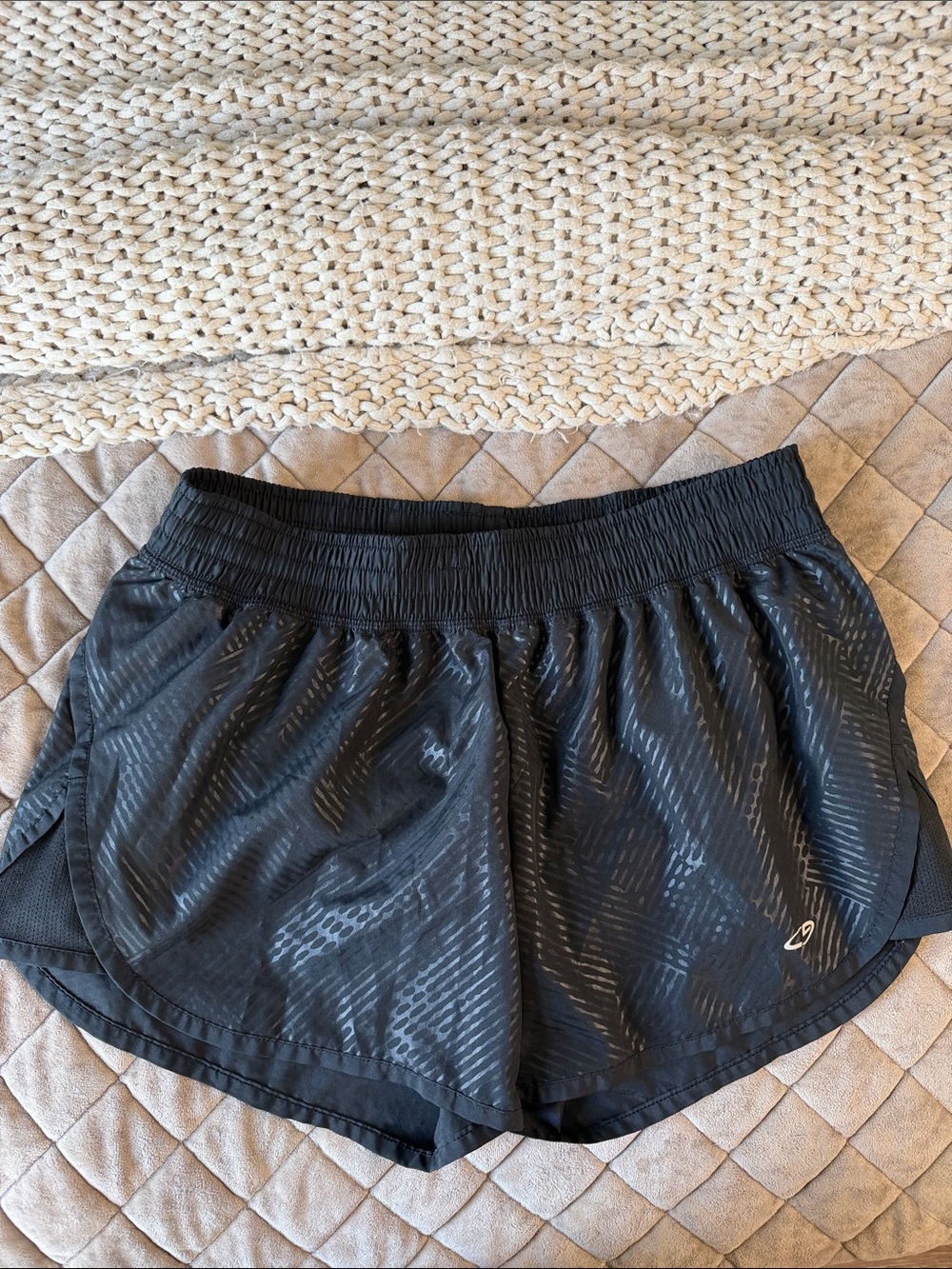 Champion Black Patterned Athletic Shorts small